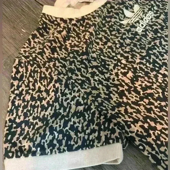 ADIDAS ORIGINALS Leoflage Cropped Top Shirt Great Condition Size XS-M - Picture 9 of 11